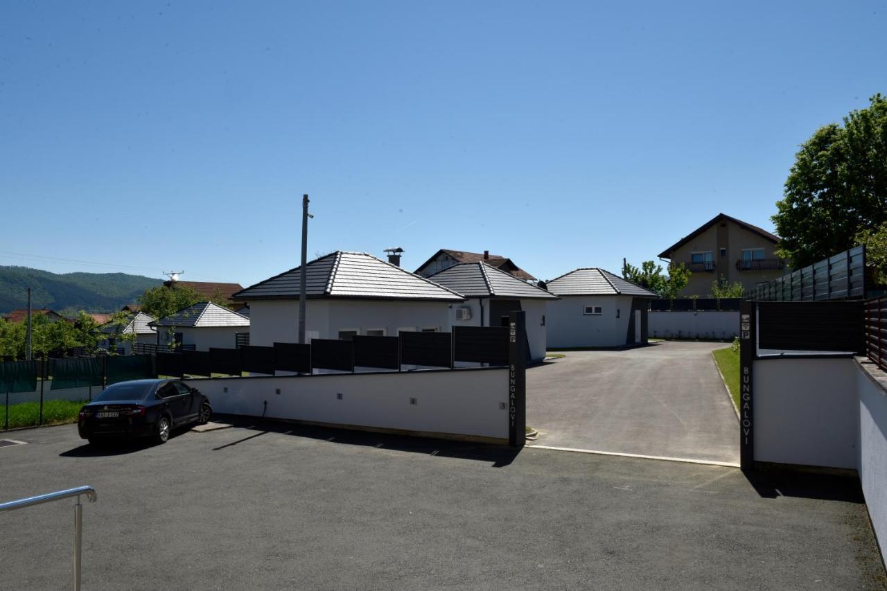 Apartmani I Bungalovi Trojka Μπάνια Λούκα Εξωτερικό φωτογραφία