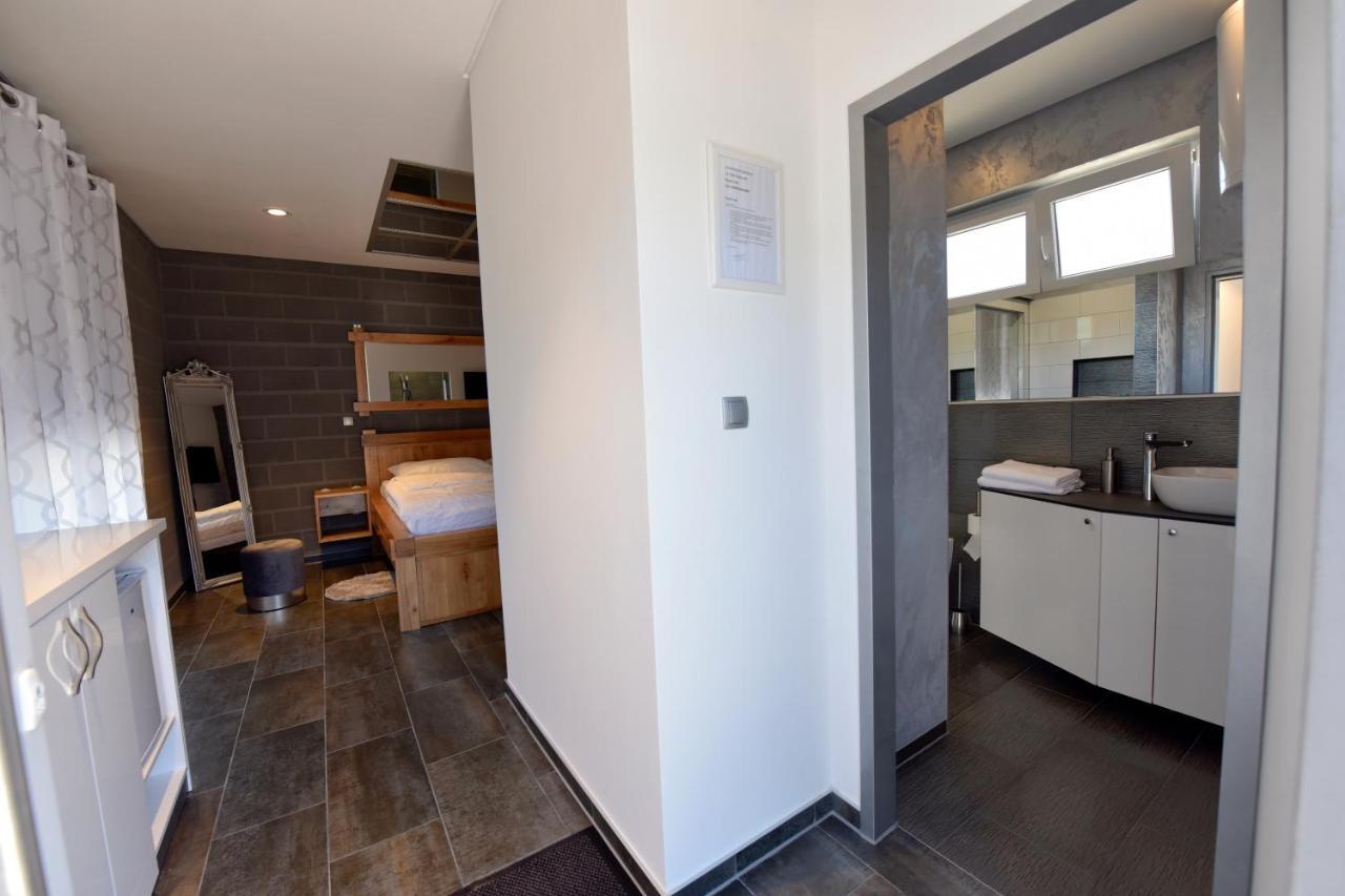 Apartmani I Bungalovi Trojka Μπάνια Λούκα Εξωτερικό φωτογραφία