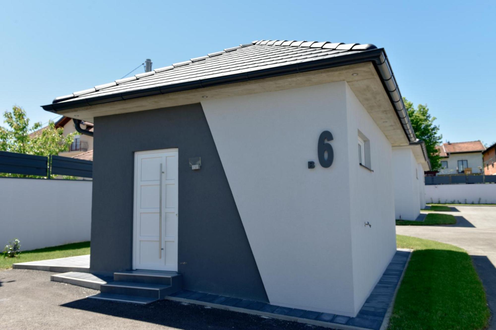 Apartmani I Bungalovi Trojka Μπάνια Λούκα Δωμάτιο φωτογραφία
