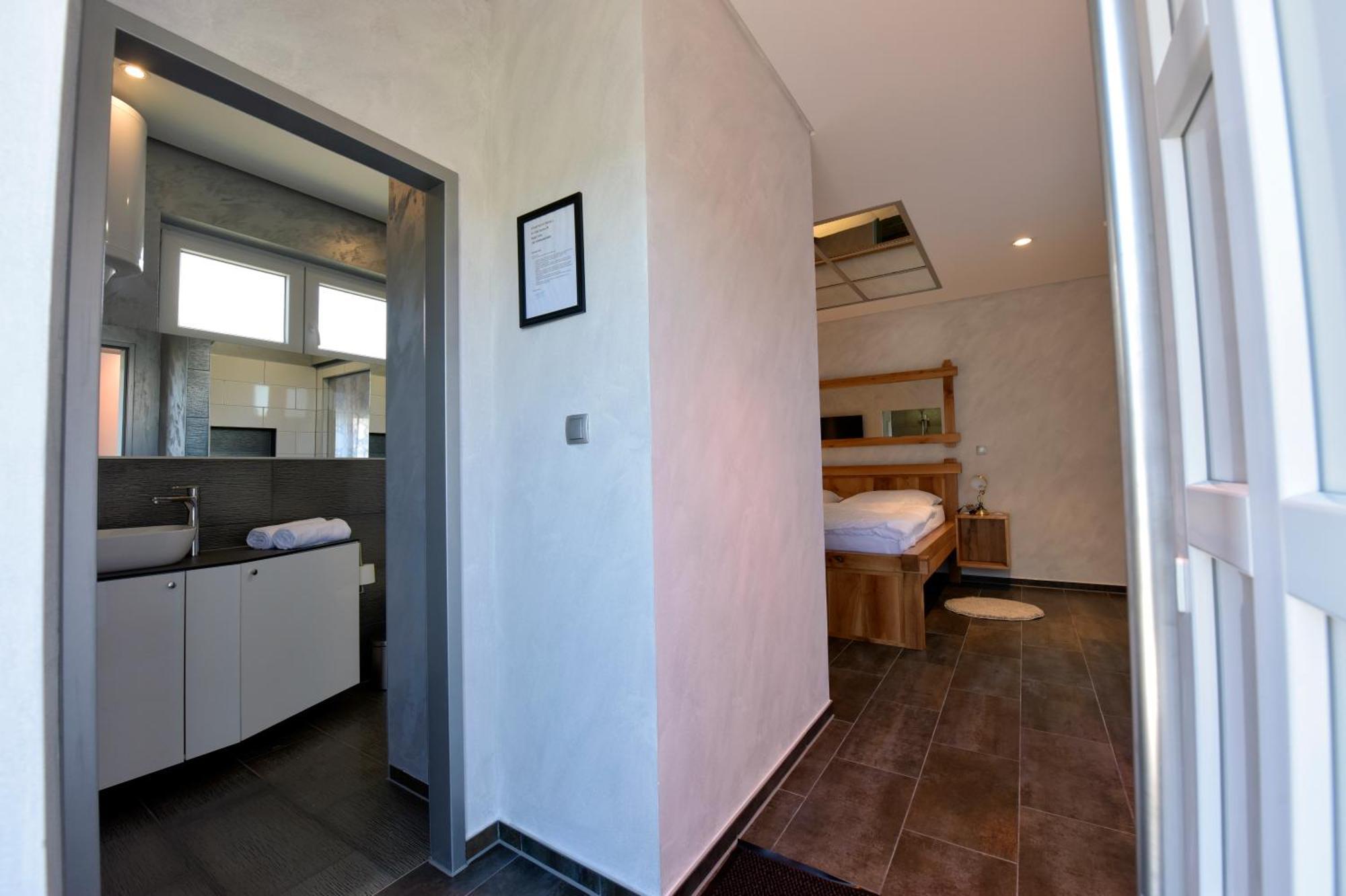 Apartmani I Bungalovi Trojka Μπάνια Λούκα Δωμάτιο φωτογραφία
