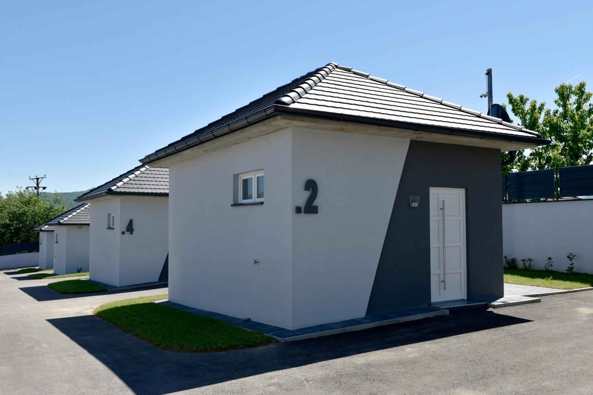 Apartmani I Bungalovi Trojka Μπάνια Λούκα Δωμάτιο φωτογραφία