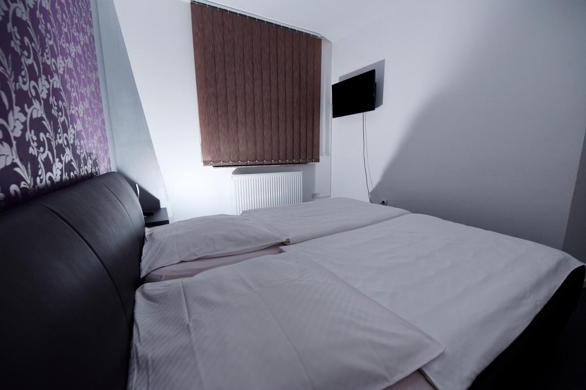 Apartmani I Bungalovi Trojka Μπάνια Λούκα Δωμάτιο φωτογραφία
