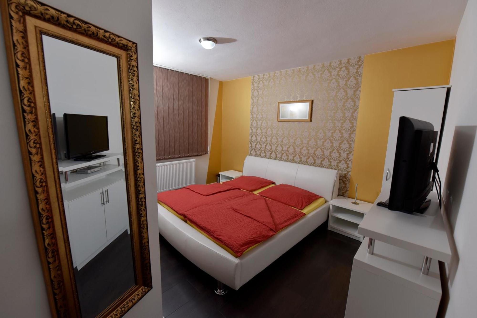 Apartmani I Bungalovi Trojka Μπάνια Λούκα Δωμάτιο φωτογραφία